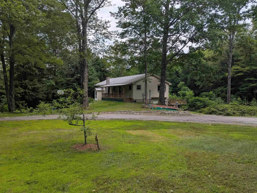 281 Connecticut Heights Road Charlestown NH 03603