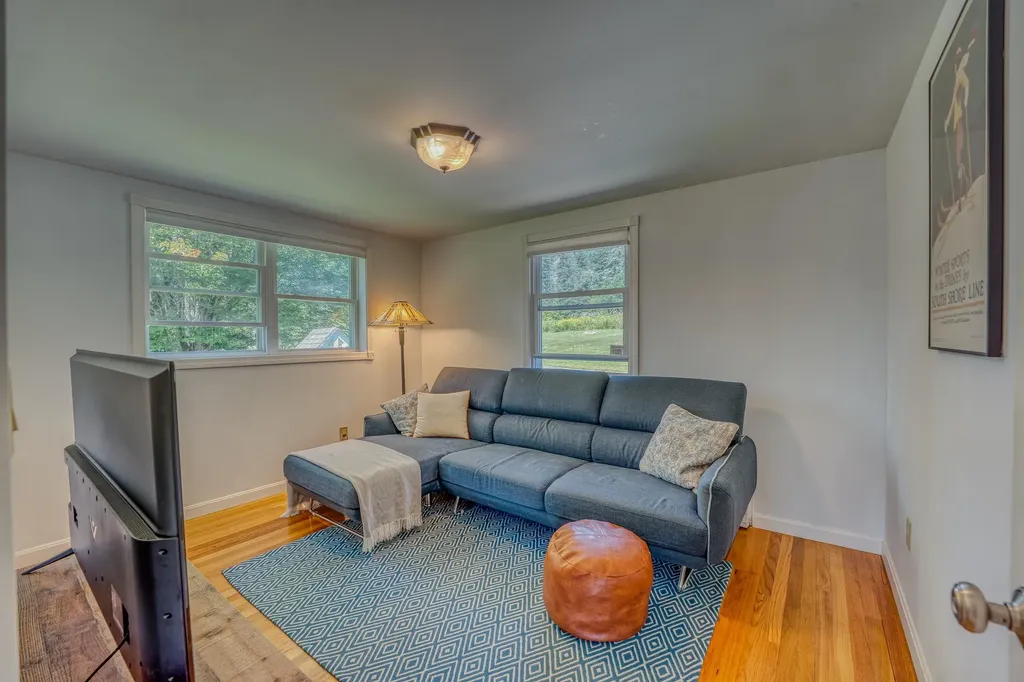 144 Hyfield Lane Jefferson NH 03583