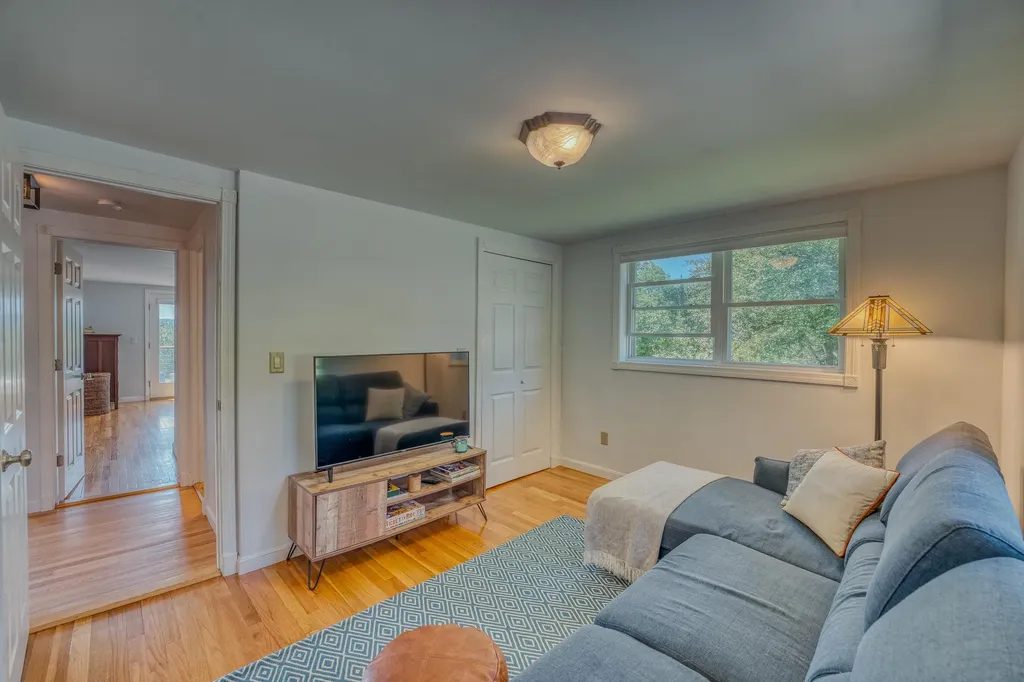 144 Hyfield Lane Jefferson NH 03583