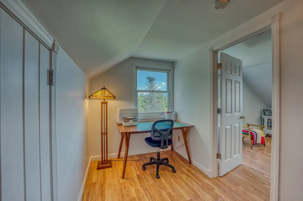 144 Hyfield Lane Jefferson NH 03583