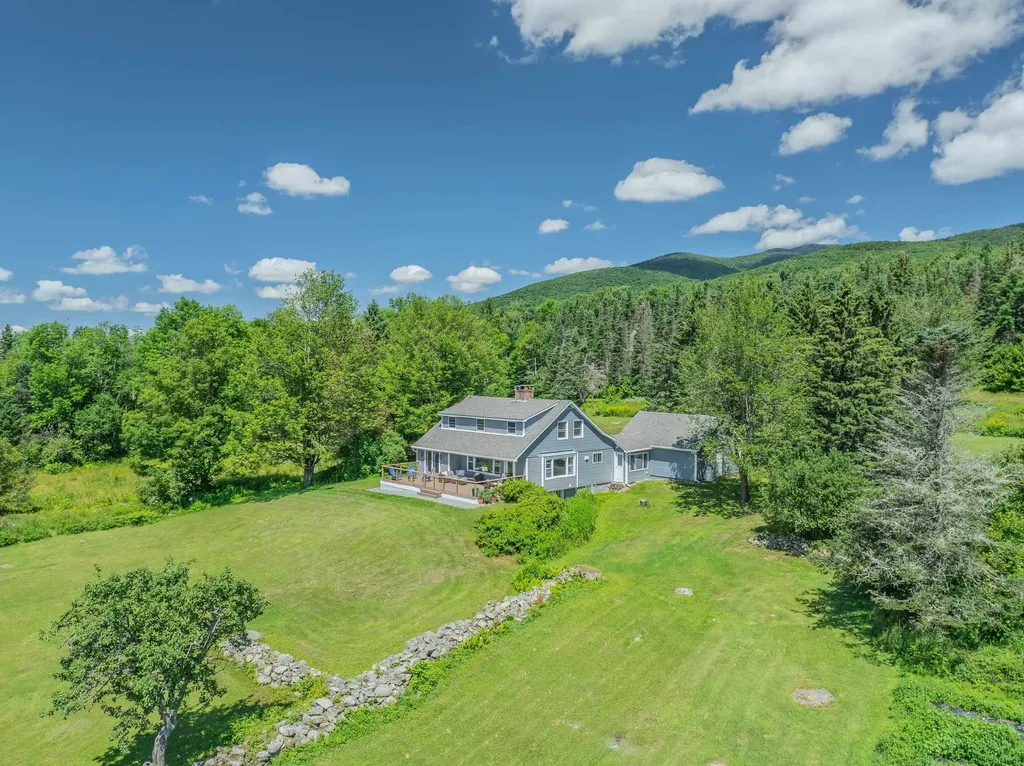 144 Hyfield Lane Jefferson NH 03583