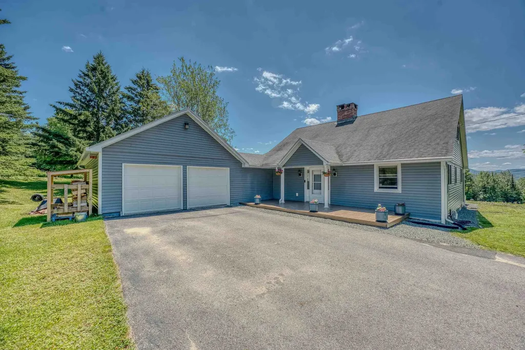 144 Hyfield Lane Jefferson NH 03583