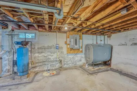 144 Hyfield Lane Jefferson NH 03583