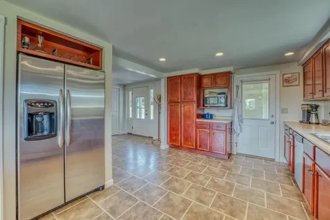 144 Hyfield Lane Jefferson NH 03583