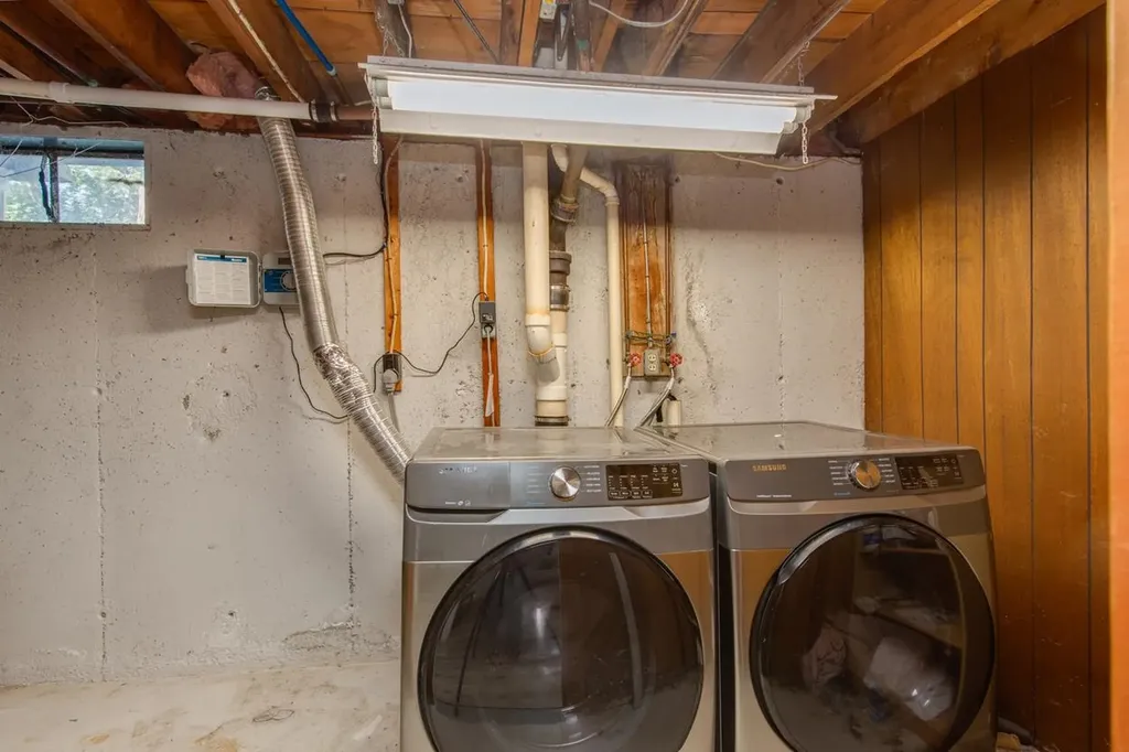3 Rugby Road Nashua NH 03063