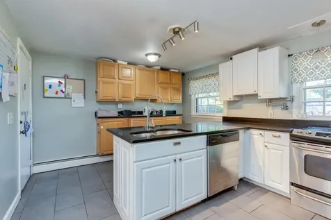3 Rugby Road Nashua NH 03063