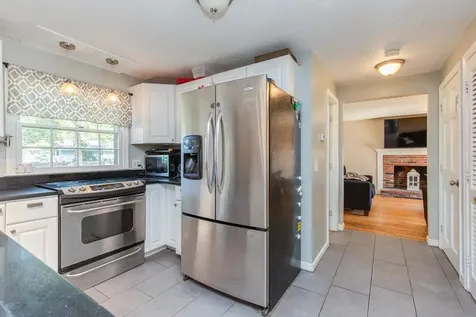 3 Rugby Road Nashua NH 03063