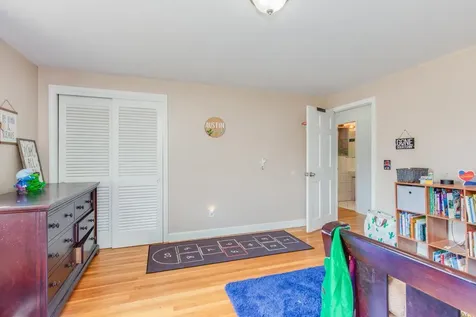 3 Rugby Road Nashua NH 03063