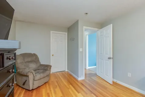 3 Rugby Road Nashua NH 03063