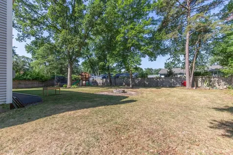 3 Rugby Road Nashua NH 03063
