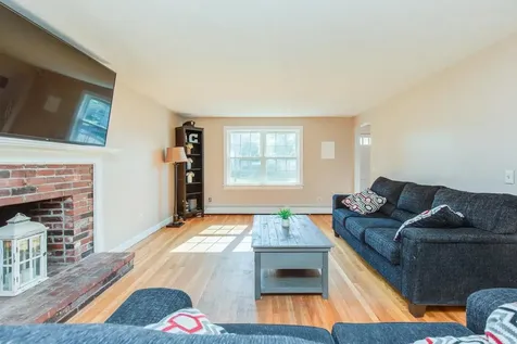 3 Rugby Road Nashua NH 03063