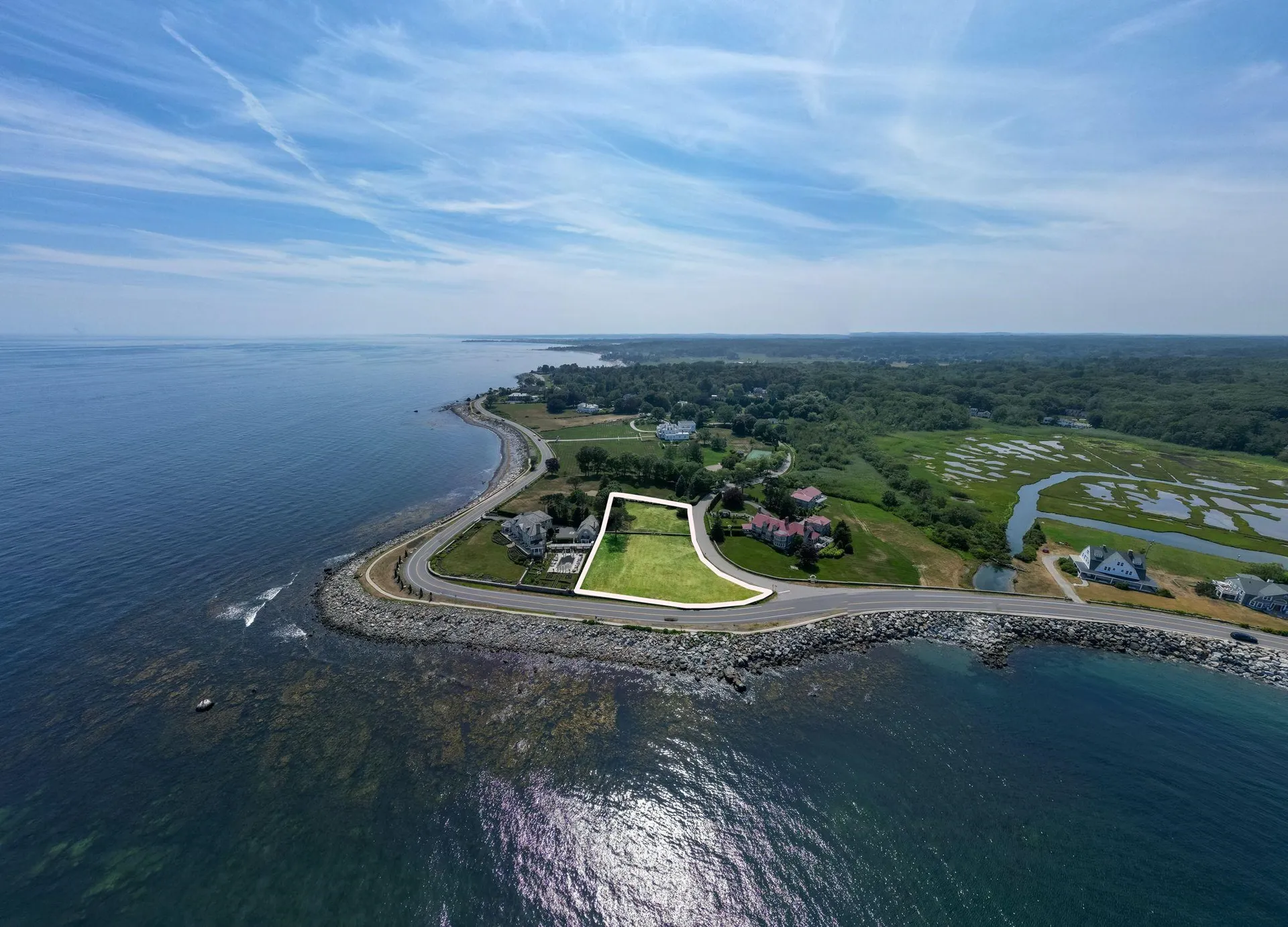 33 Willow Avenue North Hampton NH 03862