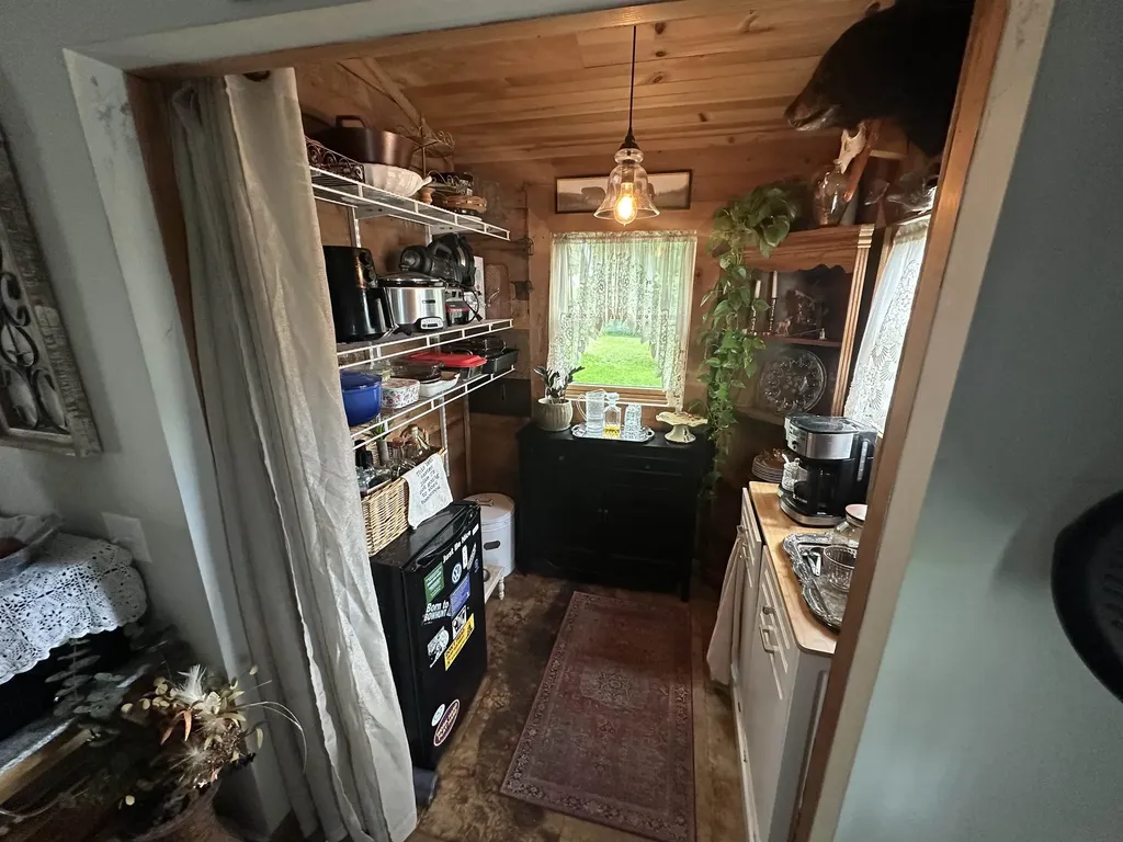 12 Locke Terrace St. Albans City VT 05478-9631