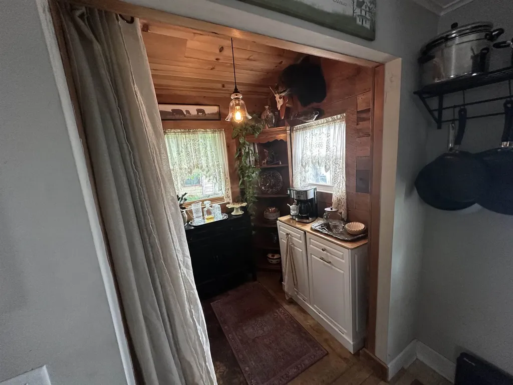 12 Locke Terrace St. Albans City VT 05478-9631