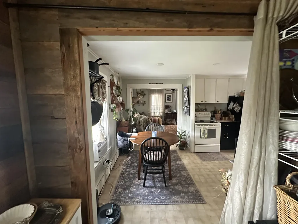12 Locke Terrace St. Albans City VT 05478-9631