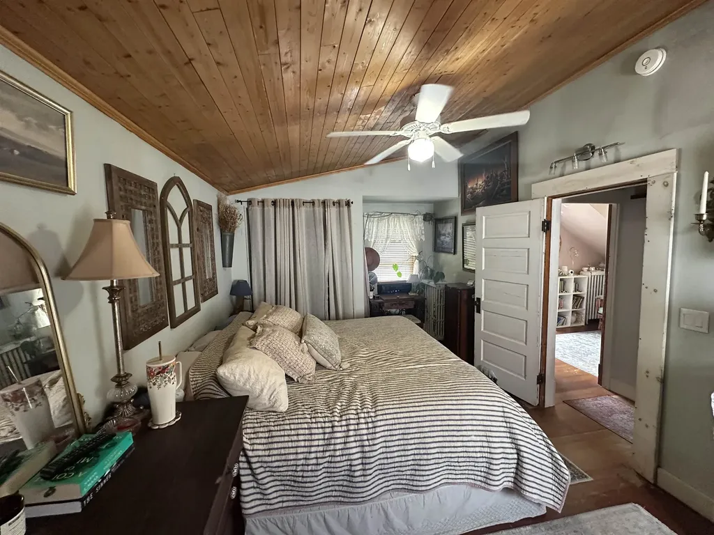 12 Locke Terrace St. Albans City VT 05478-9631