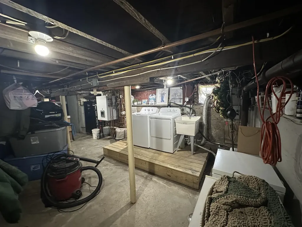 12 Locke Terrace St. Albans City VT 05478-9631