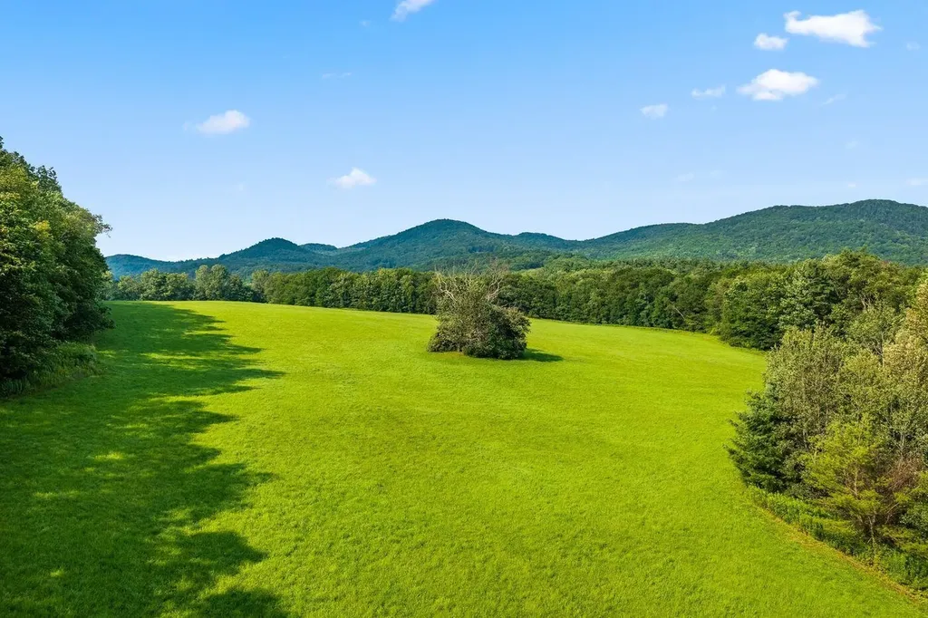 51 Gulf Road Tinmouth VT 05757