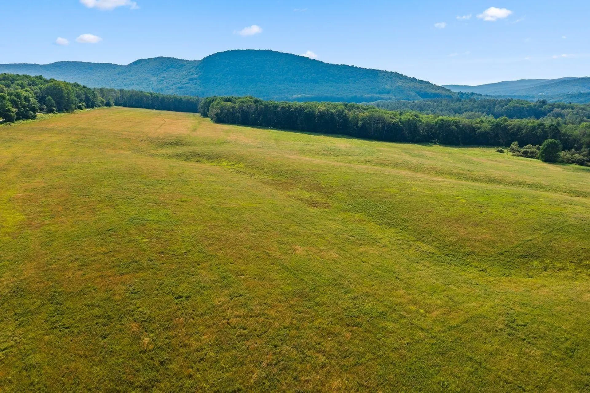 51 Gulf Road Tinmouth VT 05757