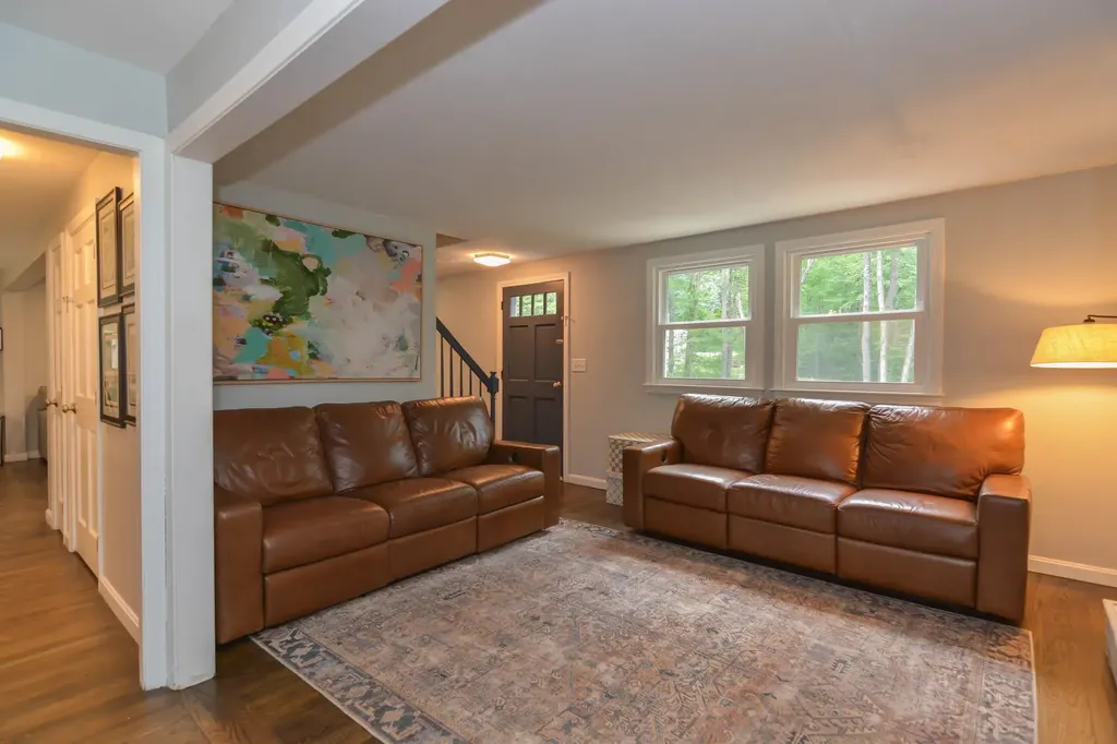 12 Deerwood Drive Amherst NH 03031