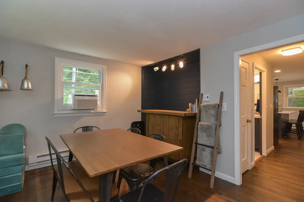12 Deerwood Drive Amherst NH 03031