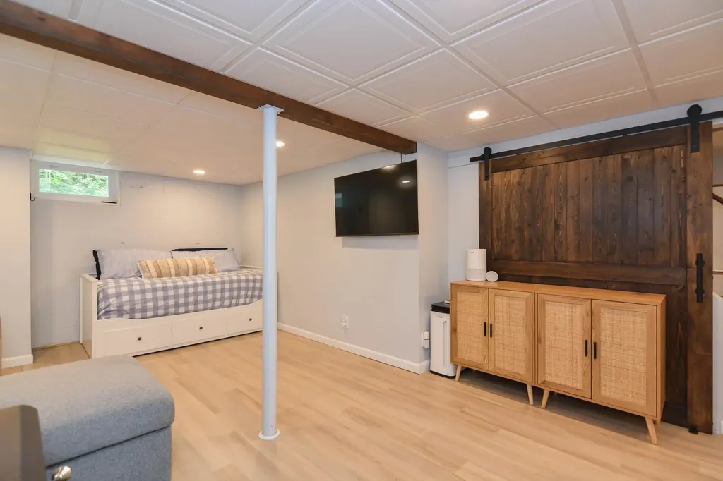 12 Deerwood Drive Amherst NH 03031