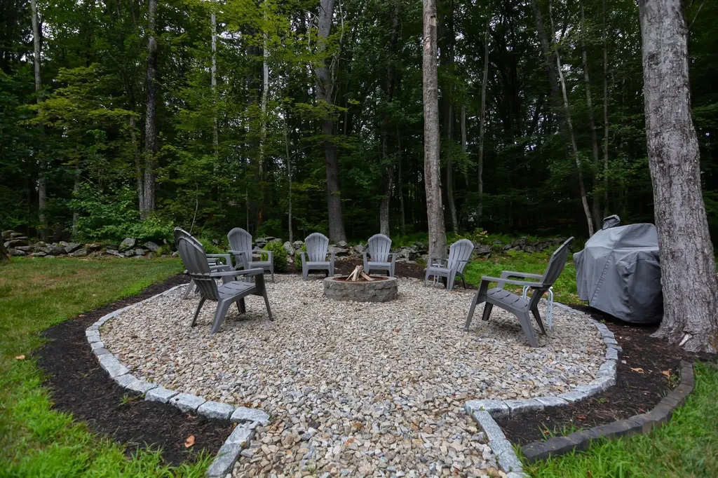 12 Deerwood Drive Amherst NH 03031