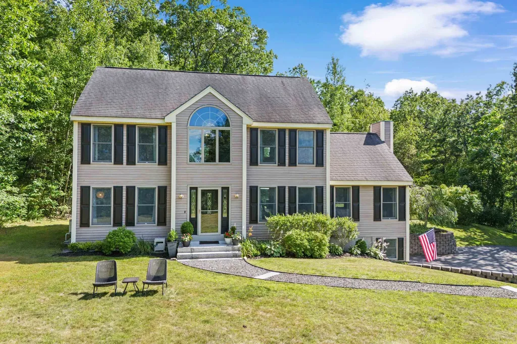 37 Valley Hill Road Pelham NH 03076