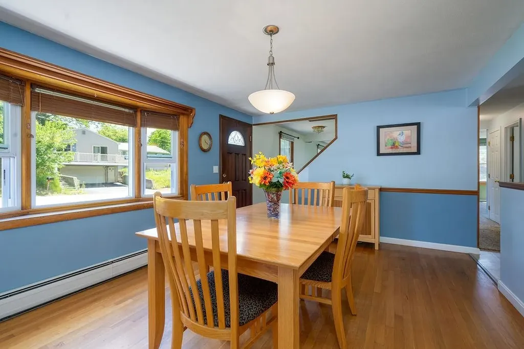 4 Summit Drive Hooksett NH 03106