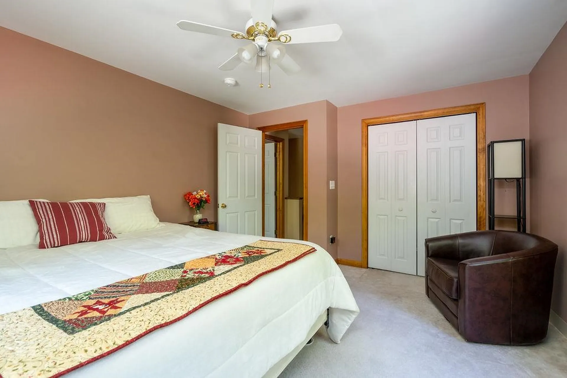 4 Summit Drive Hooksett NH 03106