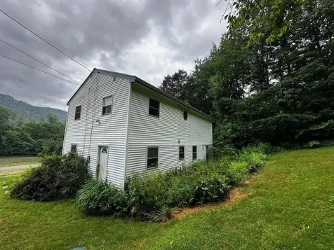 89 Lyon Road Royalton VT 05068