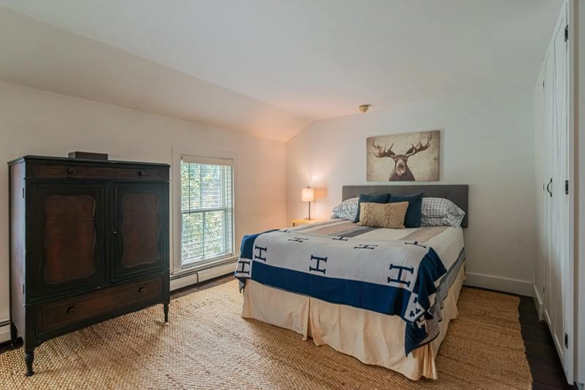 671 West Road Manchester VT 05254