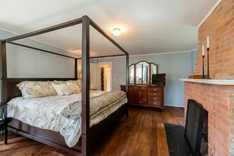 671 West Road Manchester VT 05254