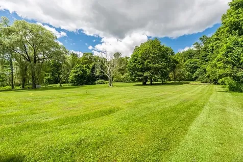 671 West Road Manchester VT 05254