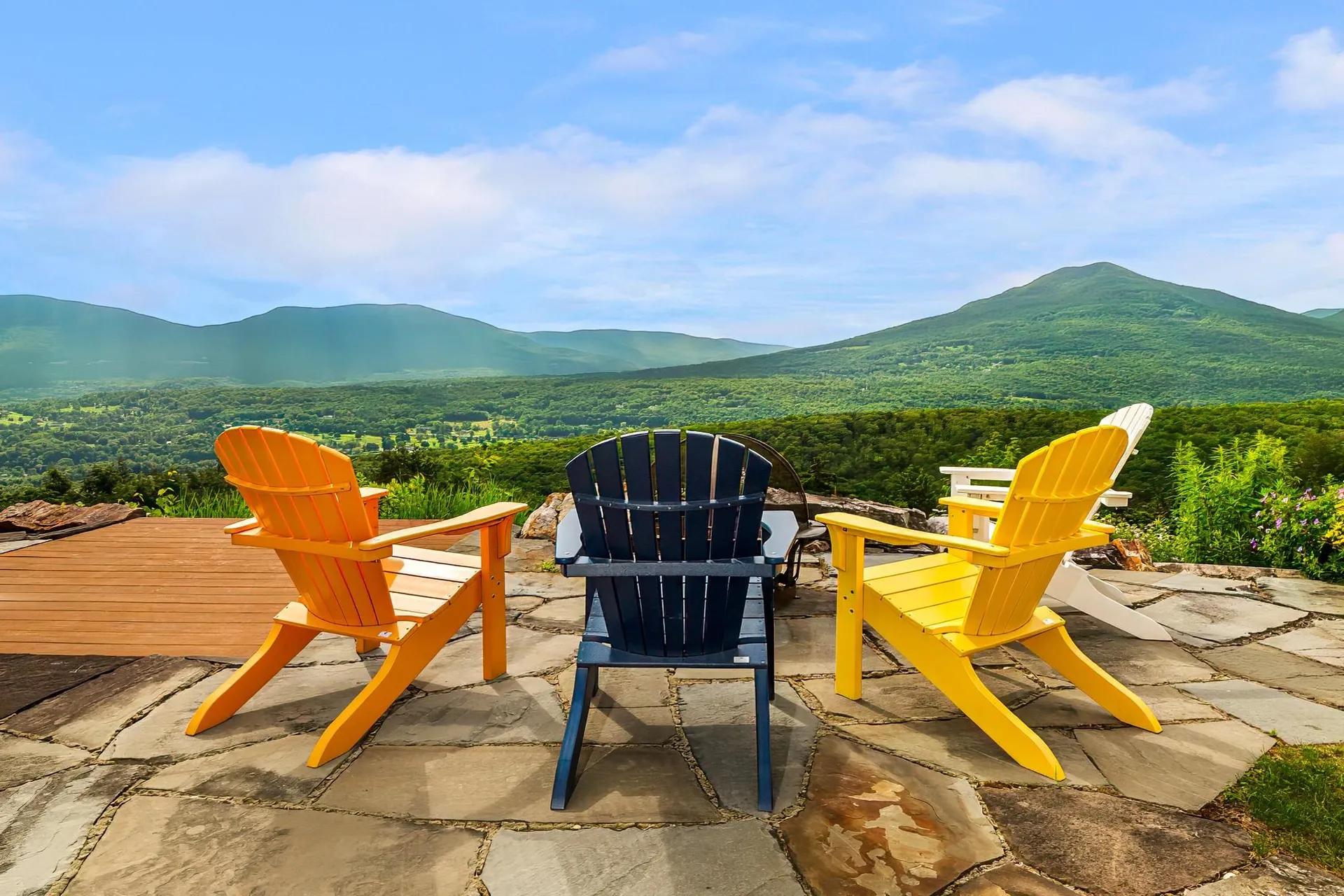 23 Valley View Road Winhall VT 05340