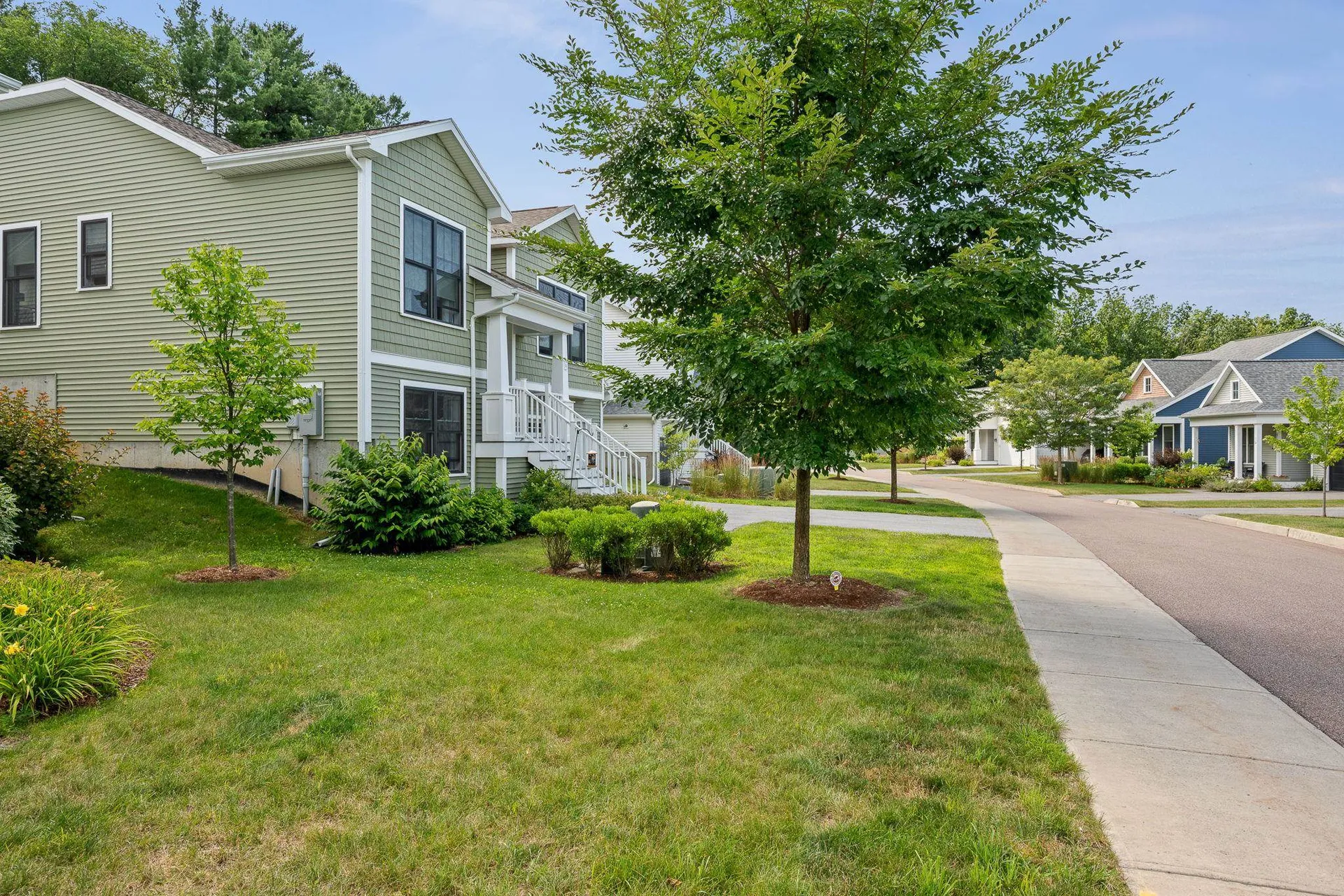 39 Ledge Way South Burlington VT 05403