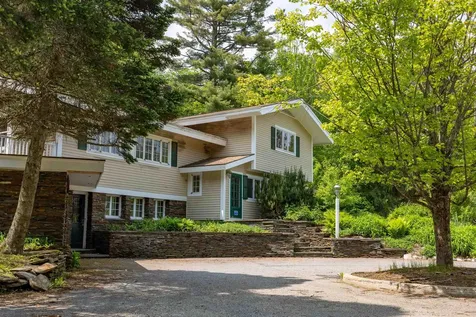 5907 Mountain Road Stowe VT 05672