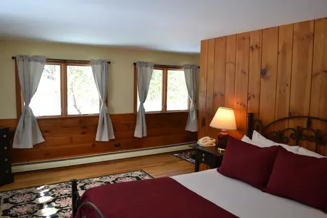 5907 Mountain Road Stowe VT 05672