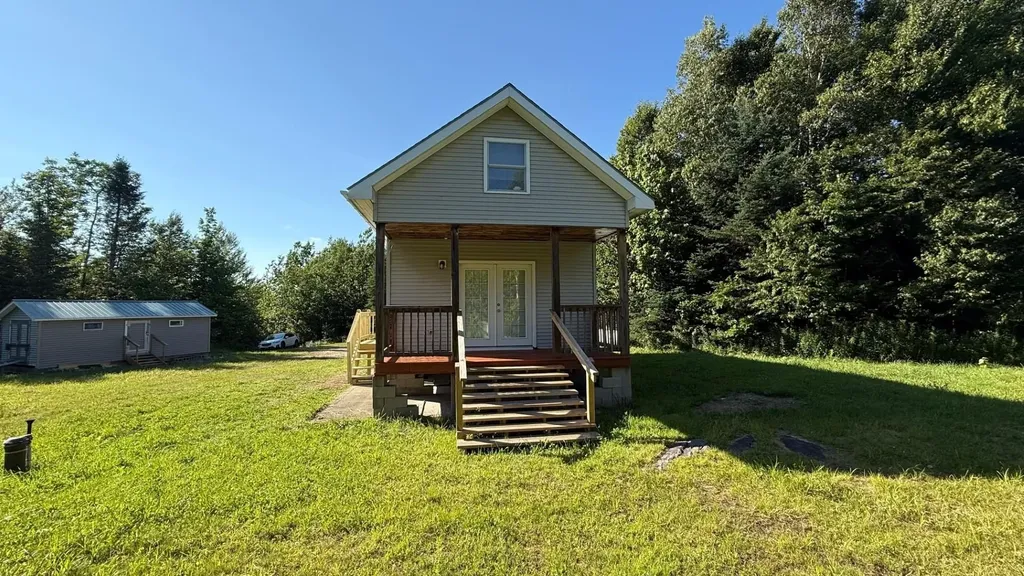89 Maple Hill Road Holland VT 05830