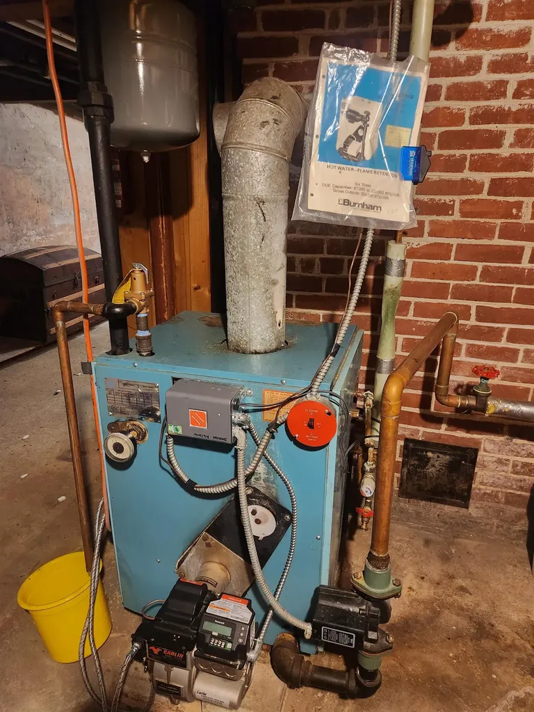 47 Whipple Avenue Laconia NH 03246