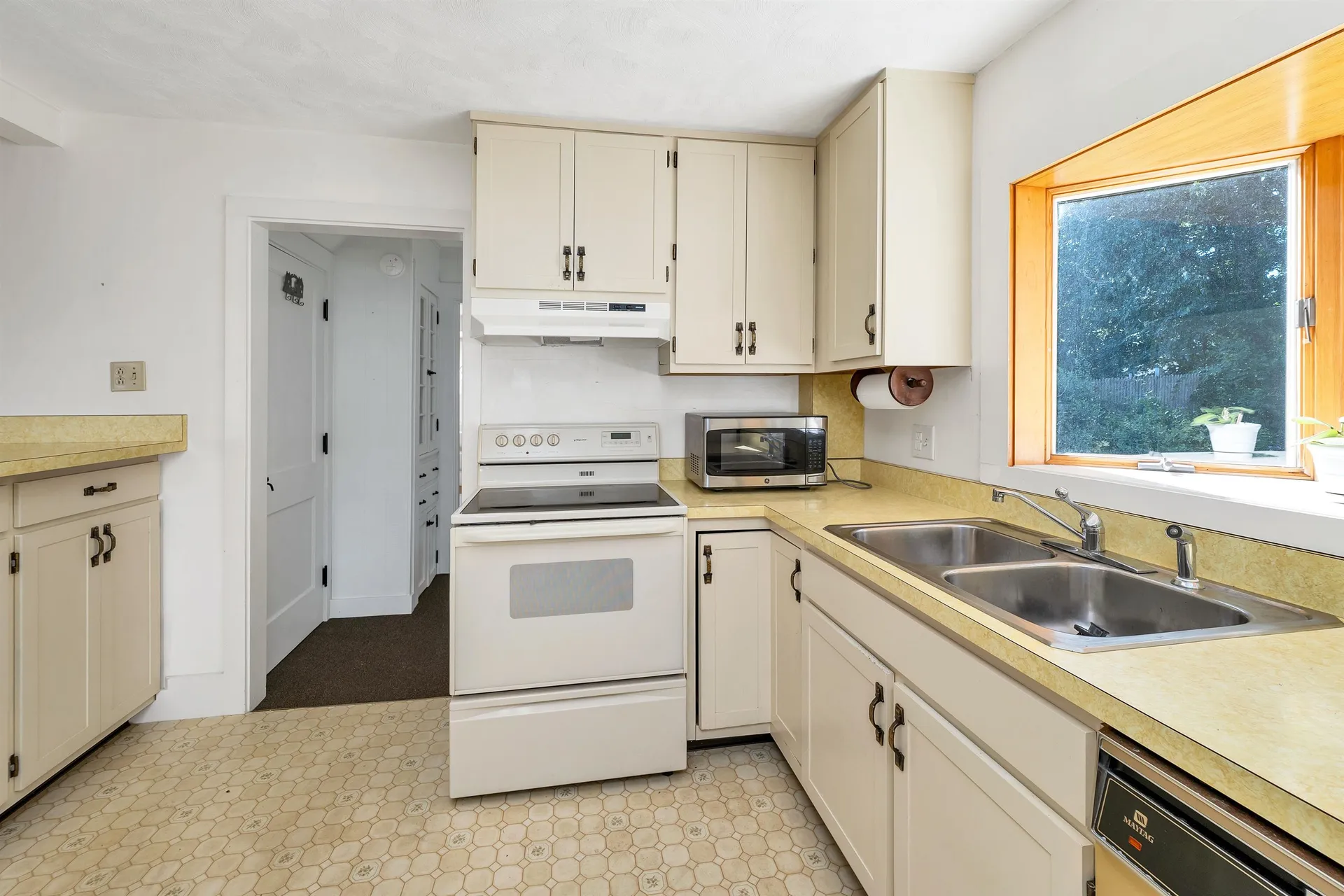 47 Whipple Avenue Laconia NH 03246