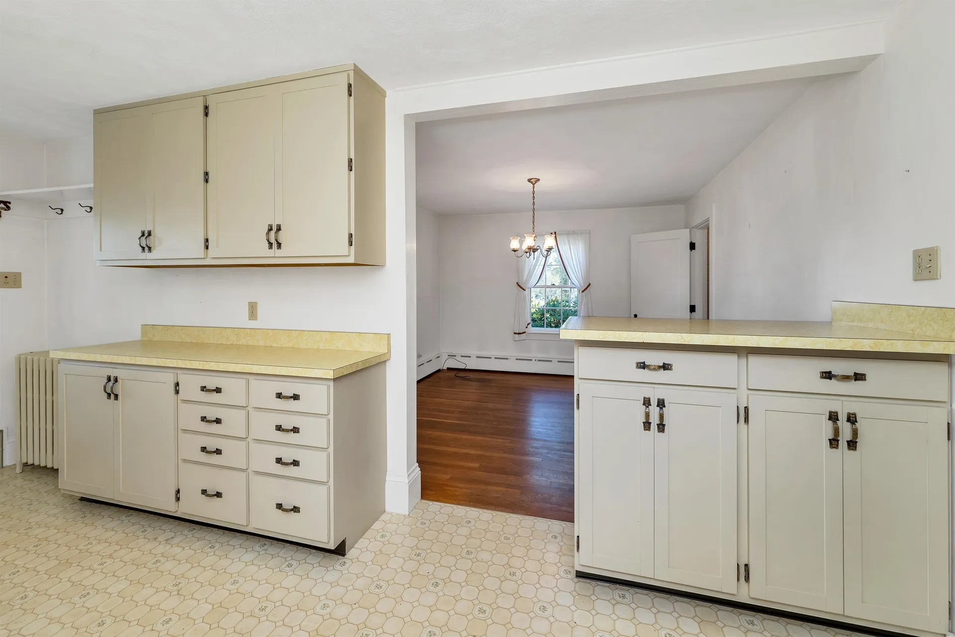 47 Whipple Avenue Laconia NH 03246