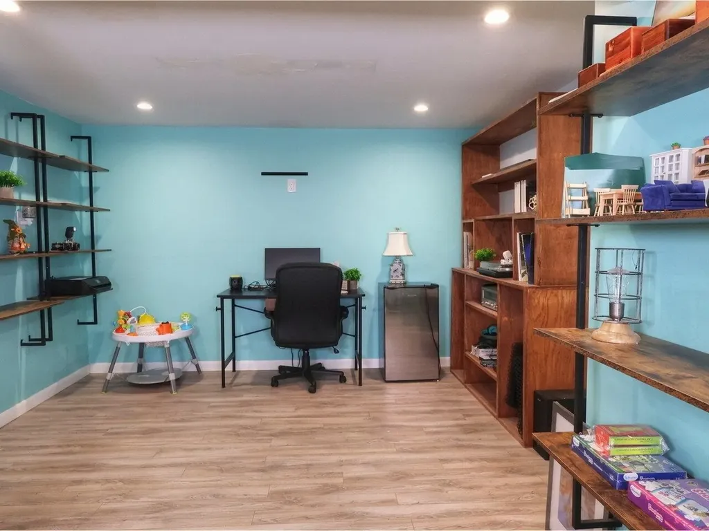 352 Cedarwood Terrace Georgia VT 05468