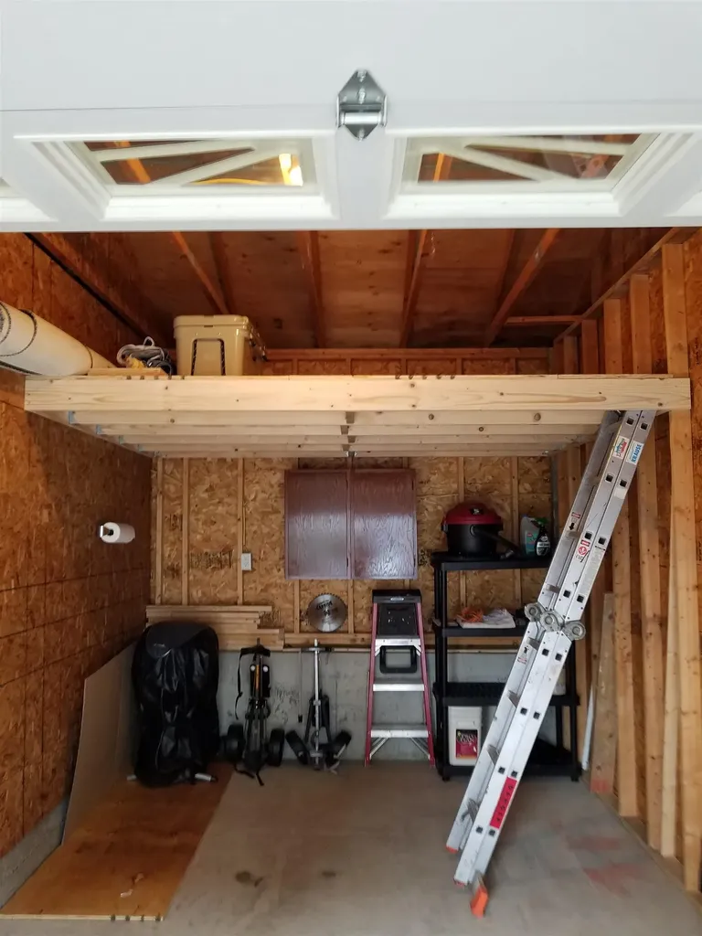 20 Shane Way Laconia NH 03246