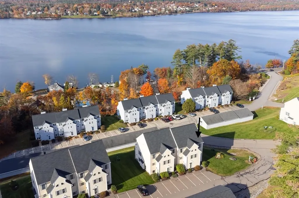 20 Shane Way Laconia NH 03246