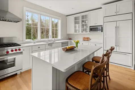 56 Francis Lane Stowe VT 05672