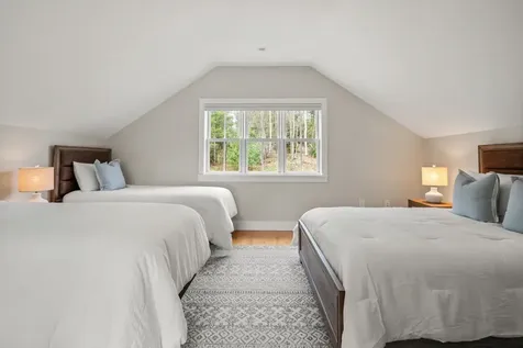 56 Francis Lane Stowe VT 05672