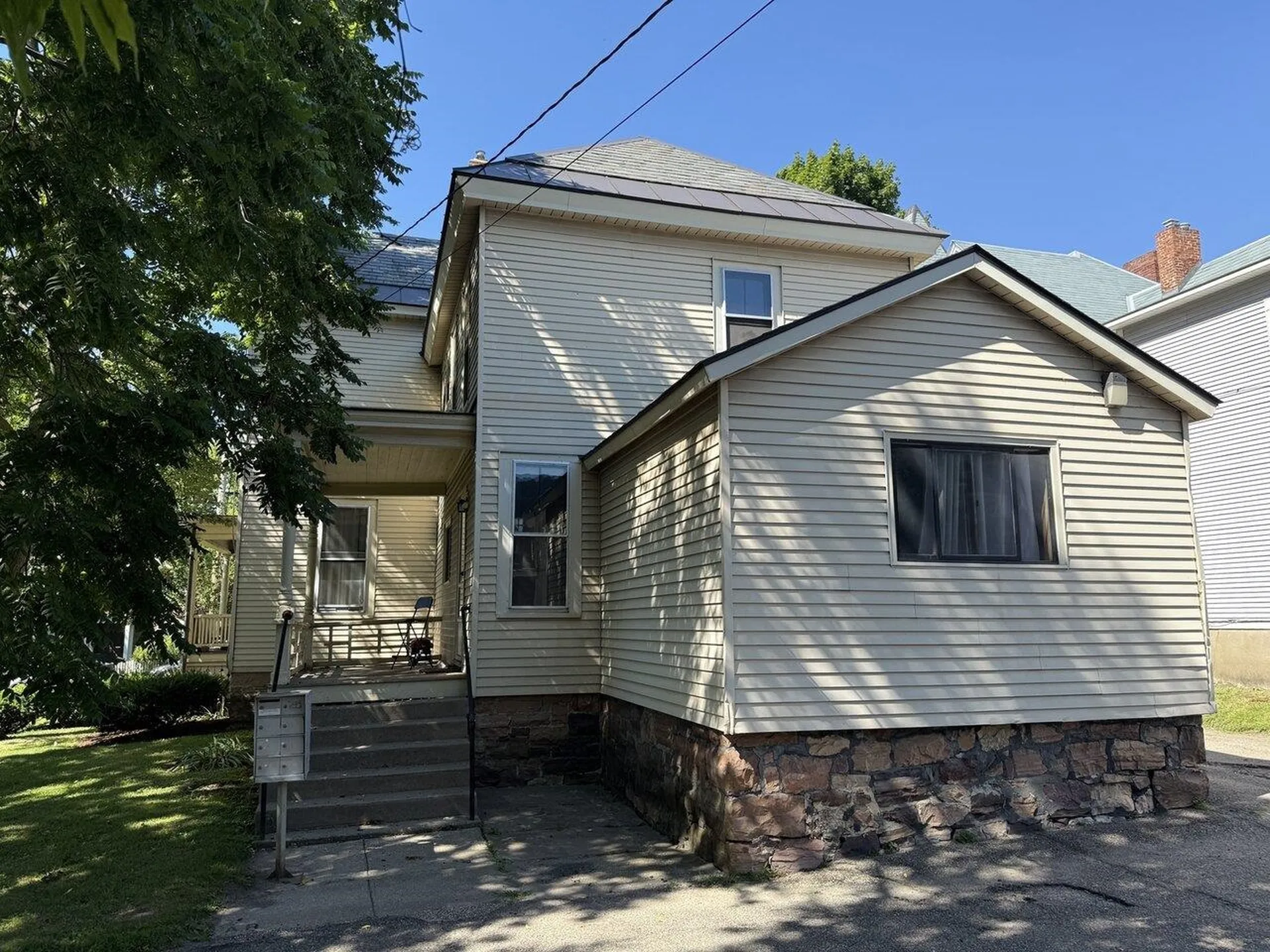 335-337 Pearl Street Burlington VT 05401