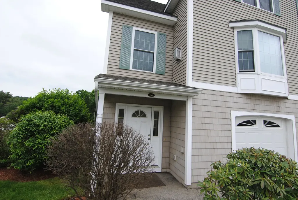 9 Allard Court Hudson NH 03051