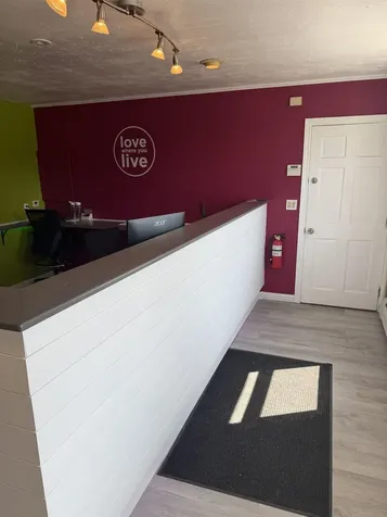 238 Central Street Hudson NH 03051